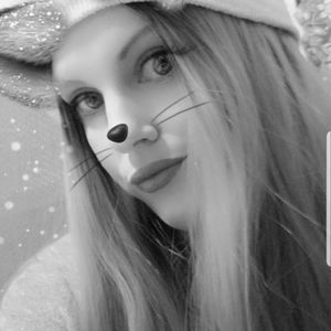 Meet your Posher, Alia